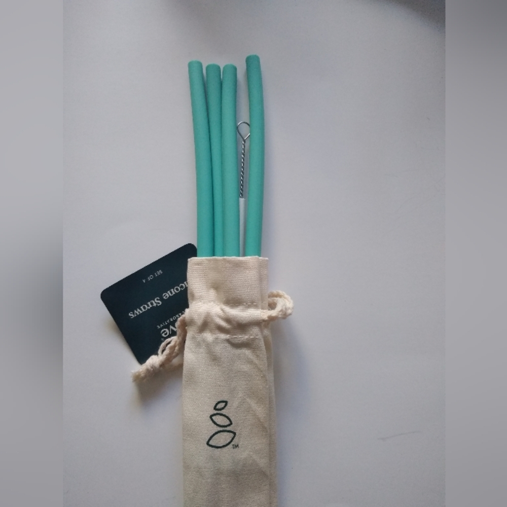 Grove Silicone Straw Set